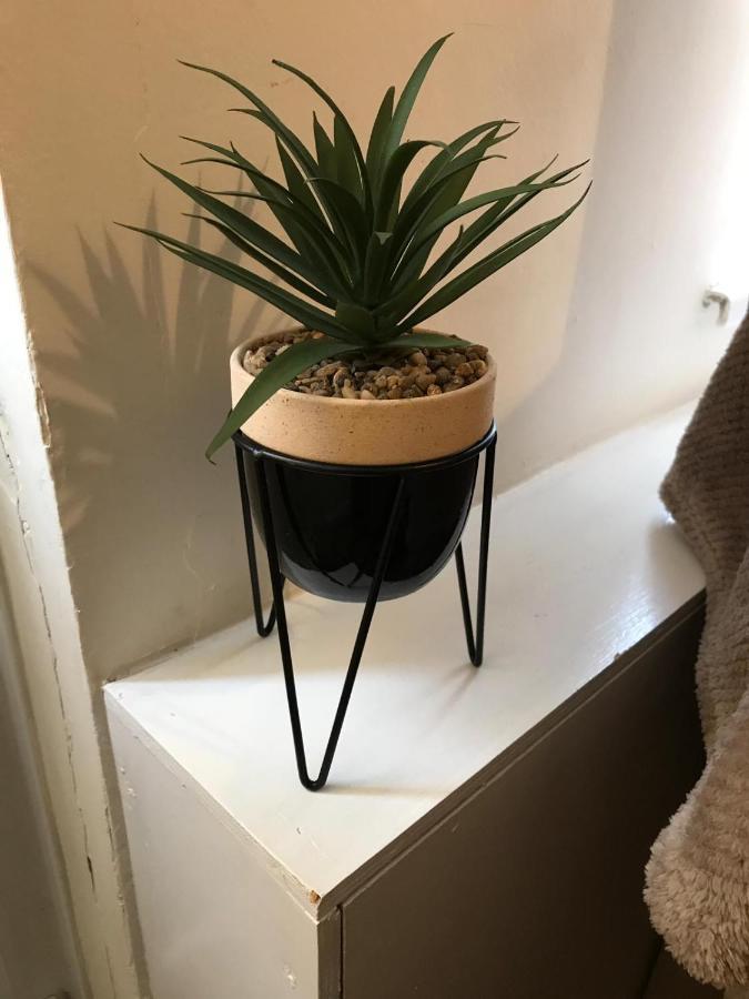 הוילה נוטינגהאם Kenrick Street Great House Available For Guests And Contractors Parking And Wifi מראה חיצוני תמונה