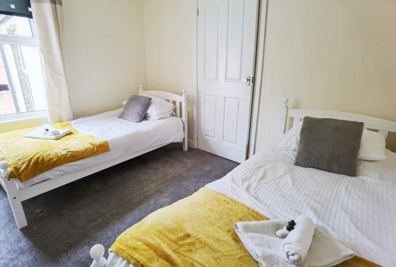 הוילה נוטינגהאם Kenrick Street Great House Available For Guests And Contractors Parking And Wifi מראה חיצוני תמונה