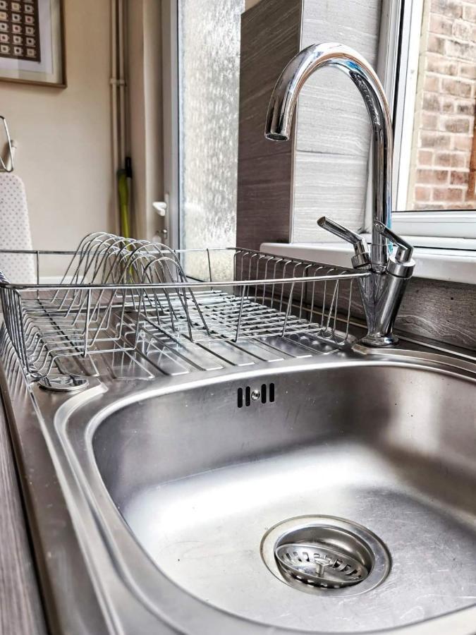 הוילה נוטינגהאם Kenrick Street Great House Available For Guests And Contractors Parking And Wifi מראה חיצוני תמונה
