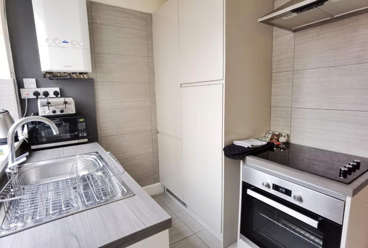 הוילה נוטינגהאם Kenrick Street Great House Available For Guests And Contractors Parking And Wifi מראה חיצוני תמונה
