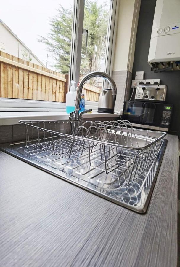 הוילה נוטינגהאם Kenrick Street Great House Available For Guests And Contractors Parking And Wifi מראה חיצוני תמונה